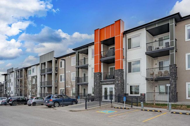 301 - 16 Sage Hill Terrace Nw, Home with 2 bedrooms, 2 bathrooms and 1 parking in Calgary AB | Image 2