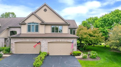 26W199 Klein Creek Dr, Winfield, IL, 60190-2360 | Card Image