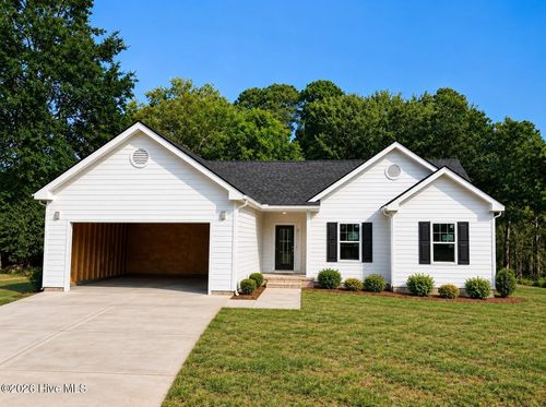 400 Camelia Dr, Washington, NC, 27889-3251 | Card Image