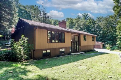 545 Tashua Road, House other with 3 bedrooms, 2 bathrooms and null parking in Trumbull CT | Image 1