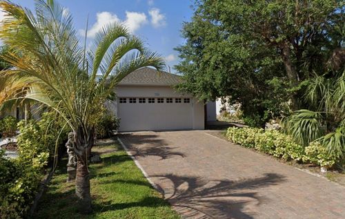 2338 Tami Sola St, Sarasota, FL, 34237-8042 | Card Image