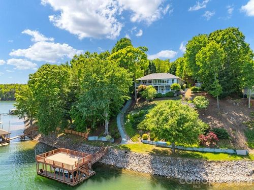797 Lake Club Dr, Nebo, NC, 28761-7686 | Card Image