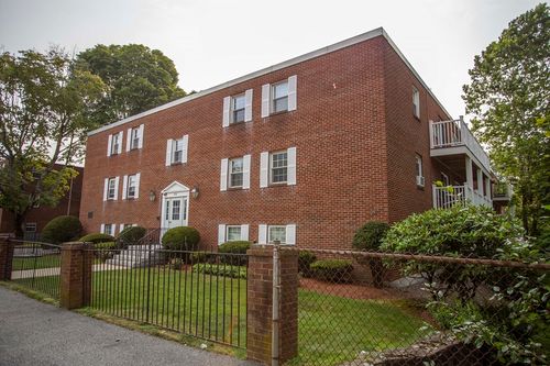 apt-1-276 Albion St, Wakefield, MA, 01880-3131 | Card Image