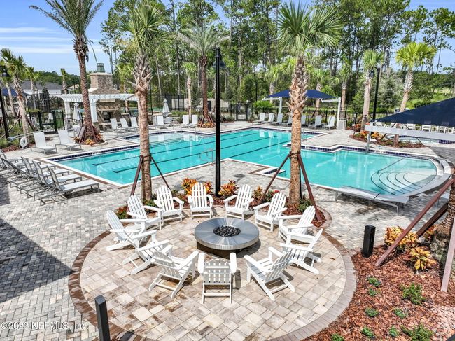 Exclusive Amenities | Image 35