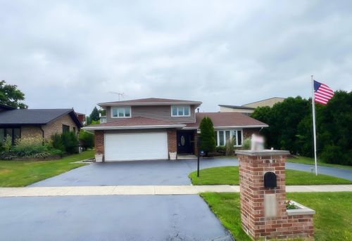 10329 S Interlochen Dr, Palos Hills, IL, 60465-1773 | Card Image