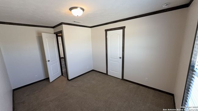 438 County Road 679, House other with 4 bedrooms, 2 bathrooms and null parking in Natalia TX | Image 25