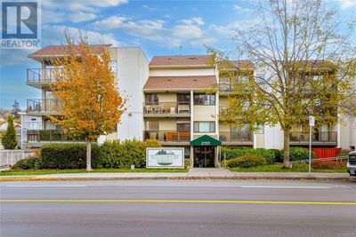 309 - 2757 Quadra St, Condo with 2 bedrooms, 1 bathrooms and 1 parking in Victoria BC | Image 1