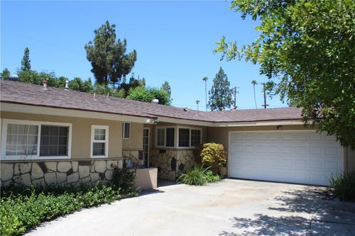 3748 Skylark Dr, Riverside, CA, 92505-3647 | Card Image
