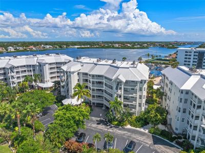 403 - 1260 Dolphin Bay Way, Condo with 2 bedrooms, 2 bathrooms and null parking in SARASOTA FL | Image 1