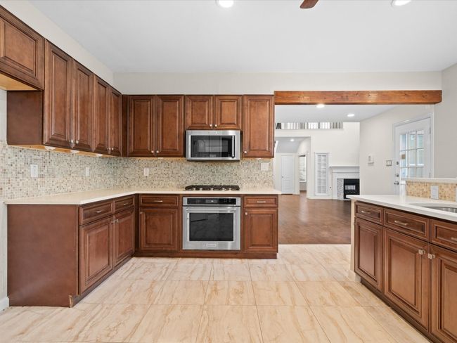 4688 Thanksgiving Ln, House other with 5 bedrooms, 4 bathrooms and null parking in Plano TX | Image 13