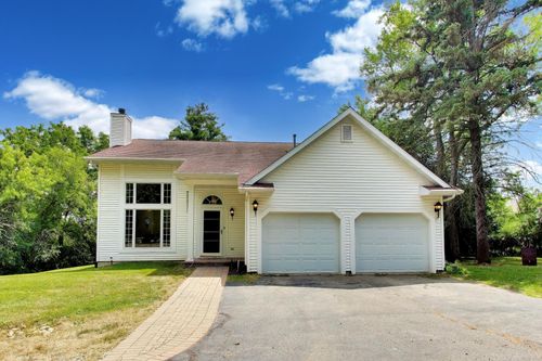 N3201 Highland Dr, Lake Geneva, WI, 53147-3536 | Card Image