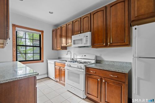 3-623 Whitney Avenue, New Haven, CT, 06511 | Card Image