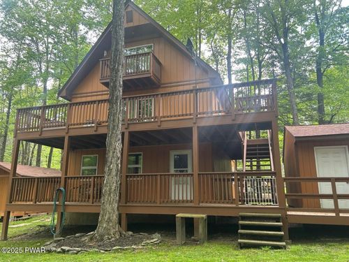 106 Chestnut Dr, Greentown, PA, 18426-4013 | Card Image