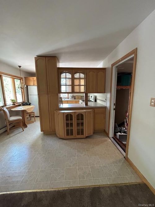 11 Calvert Ave, Ronkonkoma, NY, 11779-5917 | Card Image