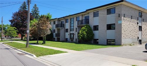 7-203 Mausser Ave, Kitchener, ON, N2M3K9 | Card Image