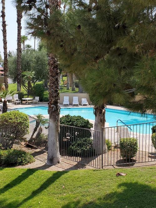 204-2821 N Los Felices Cir W, Palm Springs, CA, 92262-0626 | Card Image