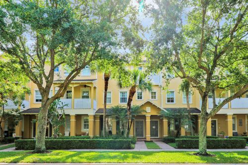 123 E Thatch Palm Cir, Jupiter, FL, 33458-7151 | Card Image