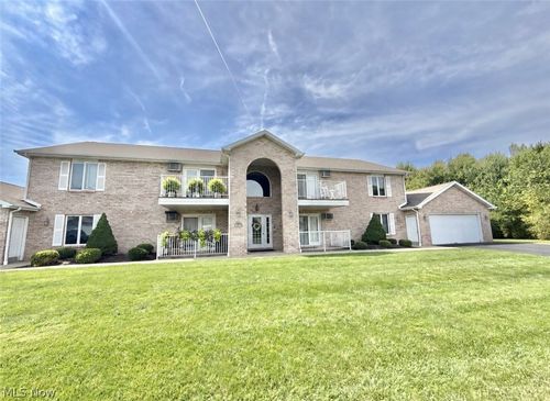 4-841 Auburn Hills Drive, Boardman, OH, 44512 | Card Image