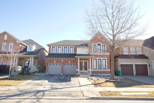 3 Okanagan Dr, Brampton, ON, L6R2X1 | Card Image