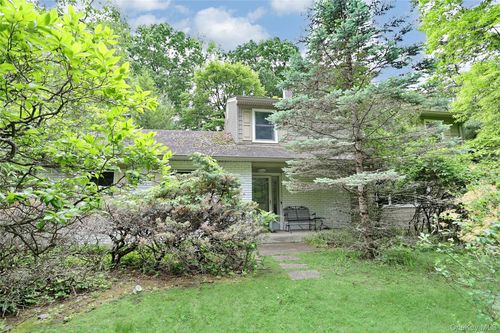 8 Swallow Avenue, Ramapo, NY, 10977 | Card Image