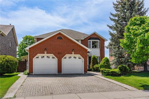 111 Hume Dr, Cambridge, ON, N1T1N3 | Card Image