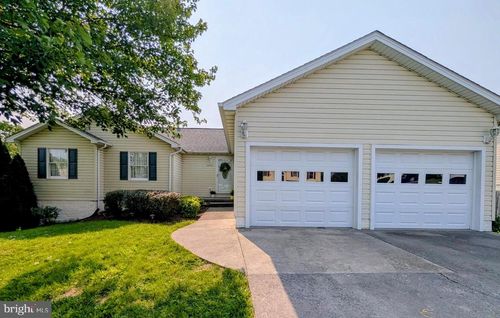 2620 Stonegate Dr, WINCHESTER, VA, 22601-3482 | Card Image