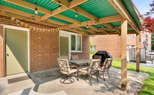 85 Harshaw Ave, York, ON, M6S1X9 | Card Image