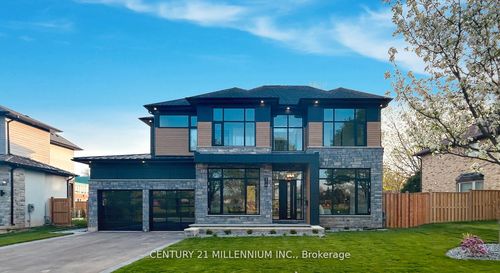 318 Tuck Dr, Burlington, ON, L7L2R3 | Card Image