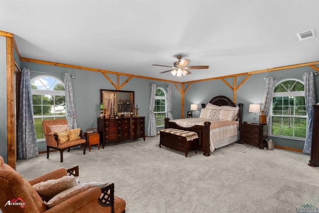 453 Wiggins Rd, House other with 3 bedrooms, 2 bathrooms and null parking in Karnack TX | Image 18