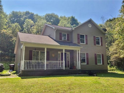 201 Grubb Rd, Boyers, PA, 16020-1207 | Card Image