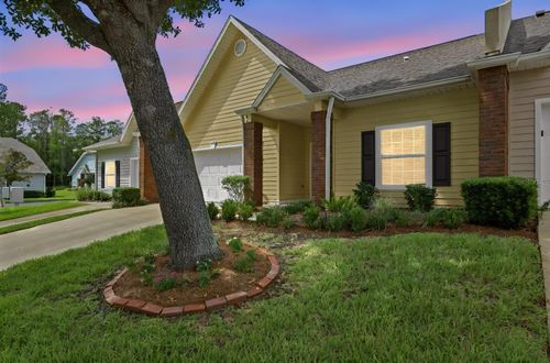 10538 28th Ln, GAINESVILLE, FL, 32606-7520 | Card Image