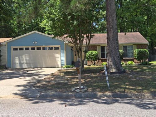 915 Cherry Creek Drive, Newport News, VA, 23608 | Card Image