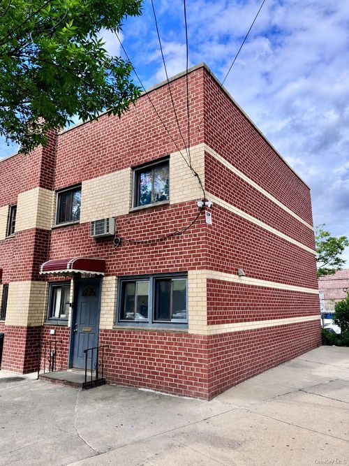 10339 91st St, Ozone Park, NY, 11417-1303 | Card Image