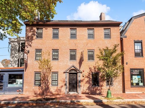 23-21 Middle St, Newburyport, MA, 01950-2716 | Card Image