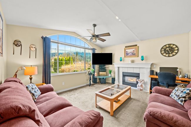 3302 Robson Dr, House other with 5 bedrooms, 3 bathrooms and 6 parking in Coquitlam BC | Image 9