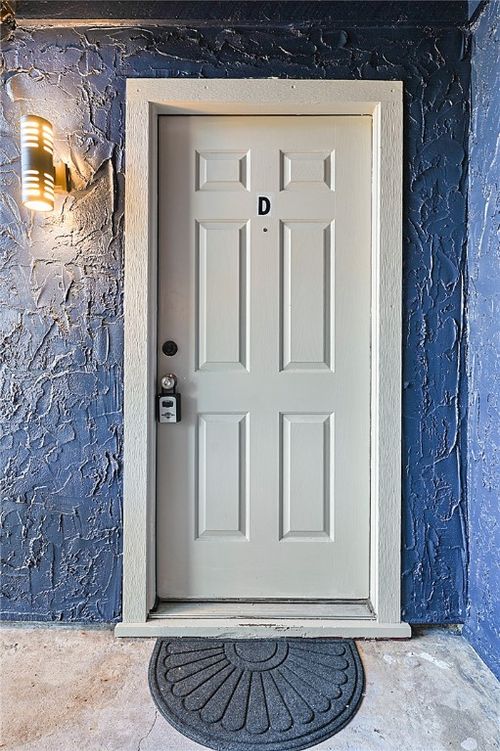 apt-d-1537 Pine Ridge Dr, College Station, TX, 77840-4582 | Card Image