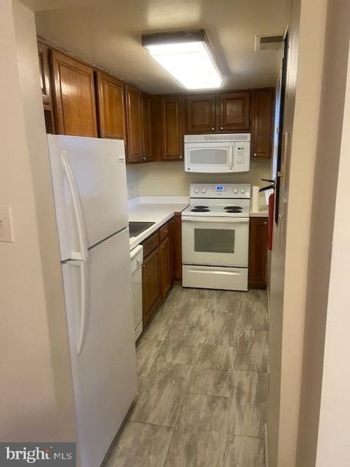 apt-16-1730 16th St Nw, WASHINGTON, DC, 20009-3170 | Card Image