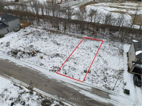 172 Hodgkins Ave, Thorold, ON, L2V0M6 | Card Image