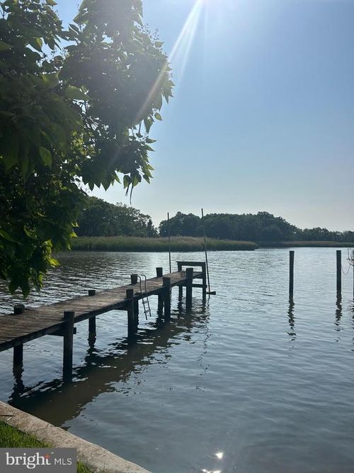 984 Seneca Park Rd, MIDDLE RIVER, MD, 21220-2314 | Card Image