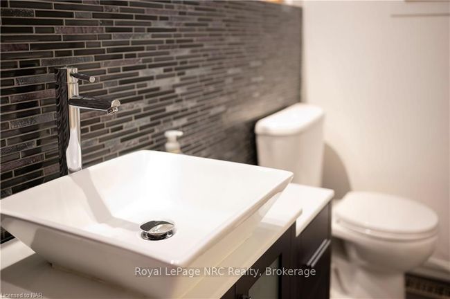 148 York St, House other with 2 bedrooms, 2 bathrooms and 2 parking in Saint Catharines ON | Image 13