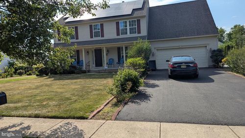 271 Evelyn Ave, HAMILTON, NJ, 08619-2017 | Card Image