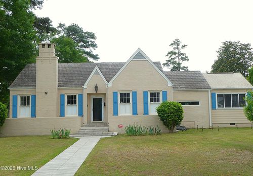 207 W 18th St, Lumberton, NC, 28358-3874 | Card Image