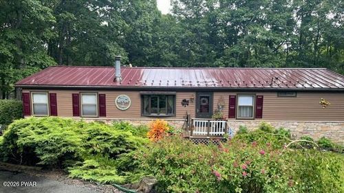 231 Traverse Rd, Dingmans Ferry, PA, 18328-9204 | Card Image