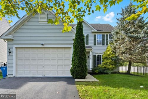 727 Brighton Way, NEW HOPE, PA, 18938-9548 | Card Image