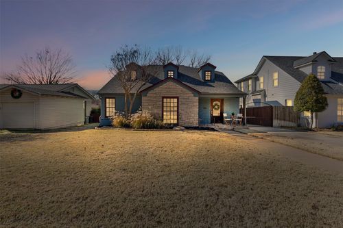 2548 Walsh Ct, Fort Worth, TX, 76109-1056 | Card Image
