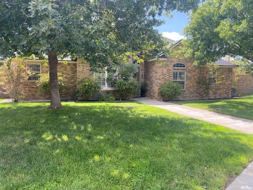 709 W Vista Ct, Hobbs, NM, 88240-1802 | Card Image