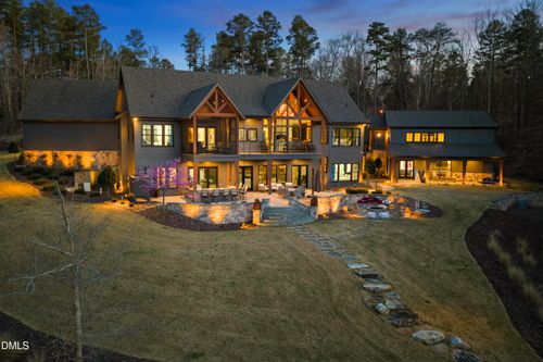 935 Estate Rd, Semora, NC, 27343-7229 | Card Image