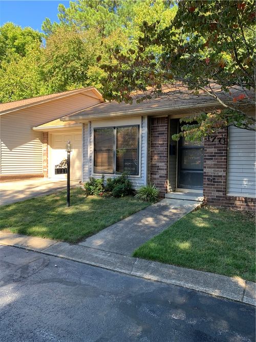 1711 White Oak Ln, Harrison, AR, 72601-3938 | Card Image