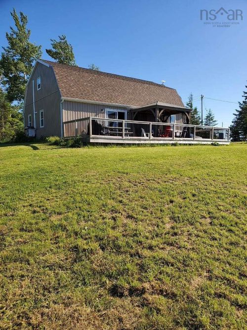 995 Smithville Rd, Smithville, NS, B0E1X0 | Card Image