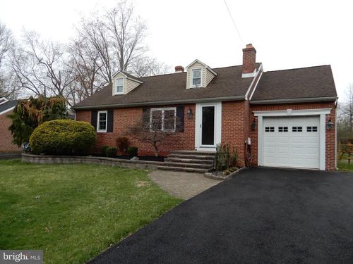 1215 Lower State Rd, NORTH WALES, PA, 19454-1202 | Card Image